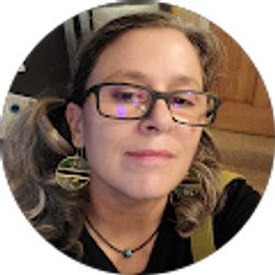 Profile photo of Laura Noonan