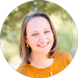 Profile photo of Lindsay Johnson