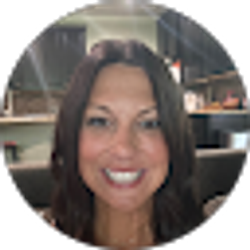 Profile photo of Kristin Clark