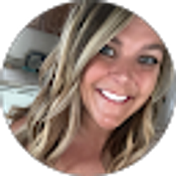 Profile photo of Kourtnee Thompson