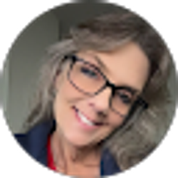 Profile photo of Tara Wright