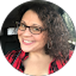 Profile photo of Jennifer Calandra