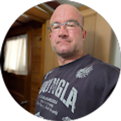 Profile photo of Adam Petersen