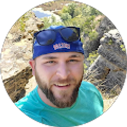 Profile photo of Dan Lee