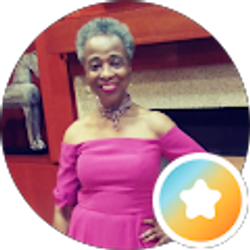 Profile photo of Carolyn Thomas