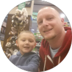 Profile photo of Ryan Henley