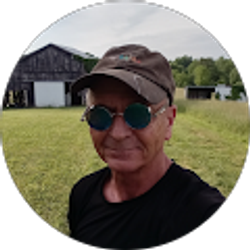 Profile photo of Lee New