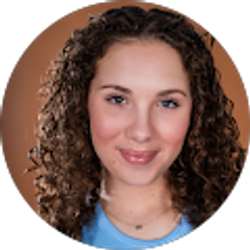 Profile photo of Lydia Caswell