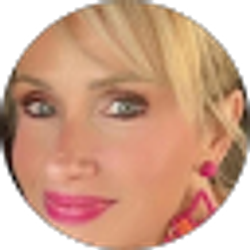Profile photo of Nicole