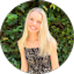 Profile photo of Chloe Robinson