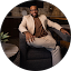 Profile photo of Jonathan Gale