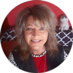 Profile photo of Kristine Hardisty