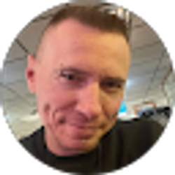 Profile photo of Chris Benson