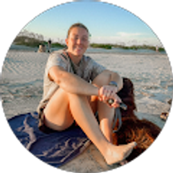 Profile photo of Ellie Watson