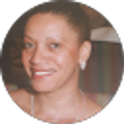 Profile photo of Yvonne Simpson