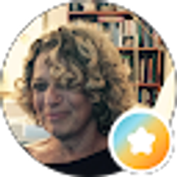 Profile photo of Paula Paterniti