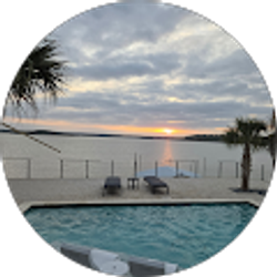 Profile photo of Amanda Beeler