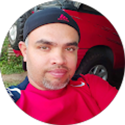 Profile photo of Jeffrey Gomez