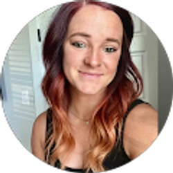 Profile photo of Taylor Paquette