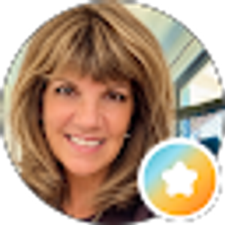 Profile photo of Julie G