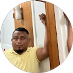 Profile photo of Naum Hernandez