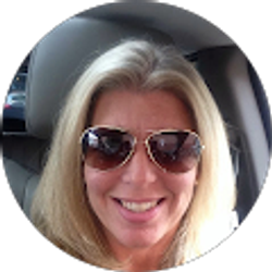 Profile photo of Dawn Dolan