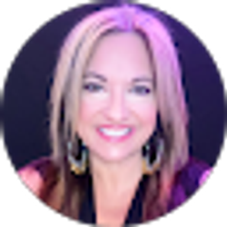 Profile photo of Dawn Abraham