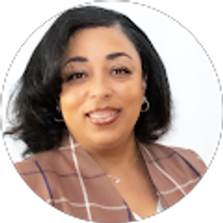 Profile photo of Nicole Bond