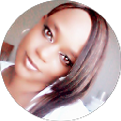 Profile photo of Lesley Clark