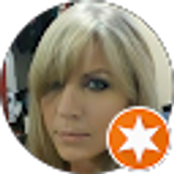 Profile photo of Laura McCuan - Landmark