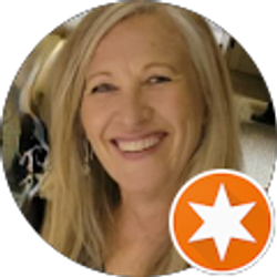 Profile photo of Sandy Liess