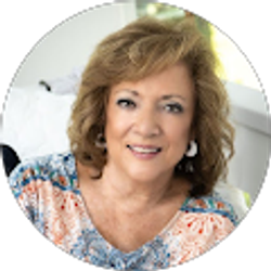 Profile photo of Yvonne Wesa