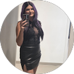 Profile photo of Ariana Fowler