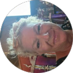 Profile photo of Denise .j