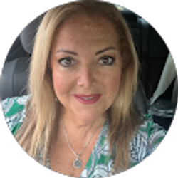 Profile photo of Lisa Herrero