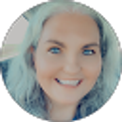 Profile photo of Laura Bangert