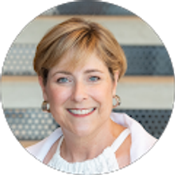 Profile photo of Christine Irsfeld