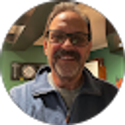 Profile photo of Ron Usovsky