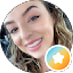 Profile photo of Kaylyn Maloney