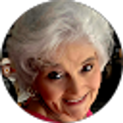 Profile photo of Kelly Carmela