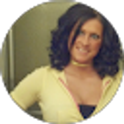 Profile photo of Ashlee Gust