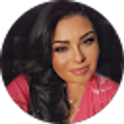 Profile photo of Nancy R.