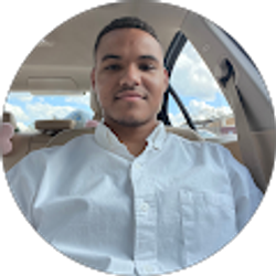 Profile photo of Luis Padua