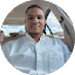 Profile photo of Luis Padua