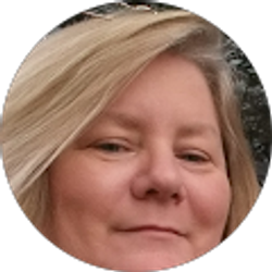 Profile photo of Linda Knott