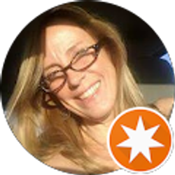 Profile photo of Éva Szeli