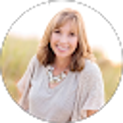 Profile photo of Niki Hunt
