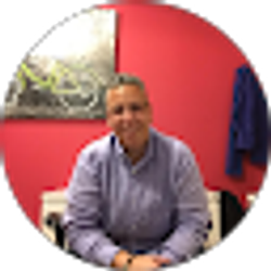 Profile photo of Ren Messer