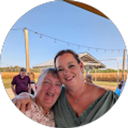 Profile photo of Suzie Gale
