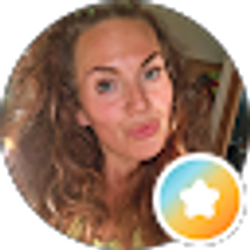 Profile photo of Stephanie Steele